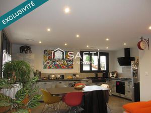 CHAUFFAILLES  centre-ville maison 5 pièces 107M²