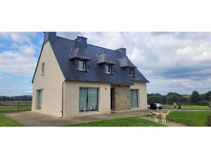 Maison familiale spacieuse – Environnement calme