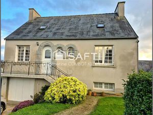 Maison familiale quatre chambres proche LAC