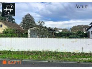 Terrain constructible  calme et centre à pied  libre de constructeur