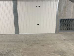 GARAGE A LOUER A ST GENIS CENTRE