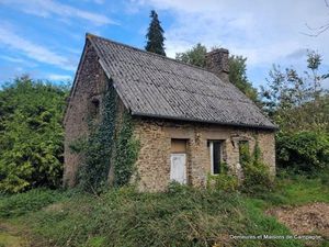 Vente maison 2 pièces 50 m² à Les Loges-Marchis (50600)  23 600 €