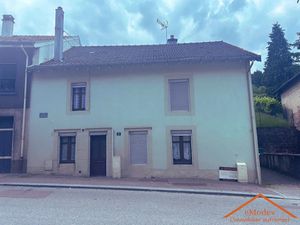 Vente maison 5 pièces 115 m² à Bruyeres (88600)  75 000 €