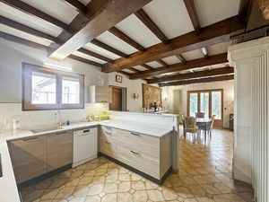 Maison 6 pièces 157 m² à vendre / acheter Palud des Noves 13550 ? | ERA Immobilier