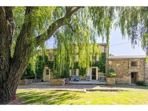 Petit domaine de vacances – 5 logements et camping