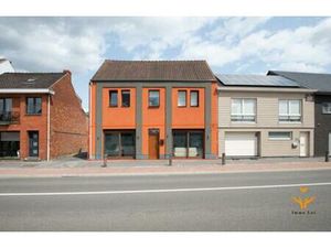 Commerciële eigendom te koop in Berlare