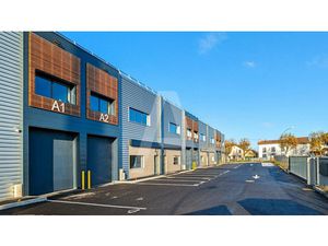 Cellules mixtes d'activités / stockage avec bureaux