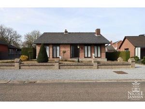 Verzorgde gezinswoning met mooie tuin in Geistingen