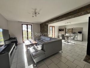 Maison ancienne de 105 m² à Valeyrac