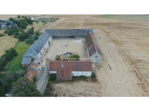 Corps de ferme à Dangeau.