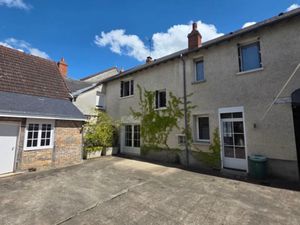 Vente maison 6 pièces 175 m² à La Châtre (36400)  244 950 €