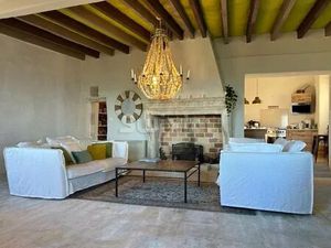 MAISON DE MAITRE CENTRE VILLAGE