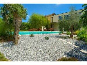 Villa d'exception Montpon Ménestérol 7 piéces  piscine  6400 m² de terrain