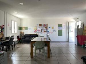 Local professionnel à louer en centre-ville de Saint-Louis  Réunion