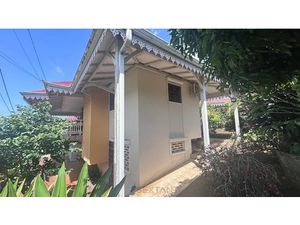 Vente maison 5 pièces 160 m² à Fort de france (97200)  299 000 €