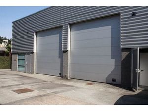 Geïnstalleerde KMO units met kantoren