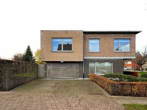 Ruime bel-etagewoning met 3 slaapkamers  tuin en garage