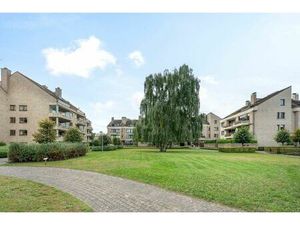 Prachtig gemeubeld appartement op zeer rustig gelegen locatie op Linkeroever.