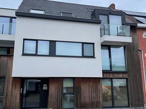 NINOVE- Gelijkvloers appartement met tuin en garage