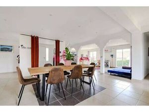 Villa de luxe de 6 pièces en vente Sainte-Eulalie  France