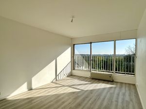 Location Appartement 2 pièces 53m² BRUNOY 91800