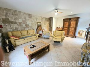 Vente ferme 5 pièces 145 m² à La Baume-d'Hostun (26730)  330 000 €