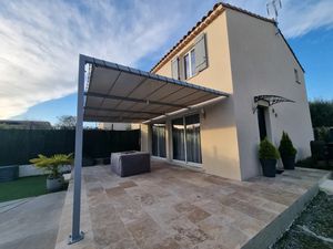 Vente villa 5 pièces 108 m² à Lauris (84360)  399 000 €