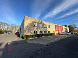 Surface industrielle à louer à Hospitaalweg 1 Courtrai (RBU77431)