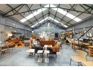 Surface commerciale à vendre à Hallesesteenweg 13-15 Rhode-Saint-Genèse (VBD56760)