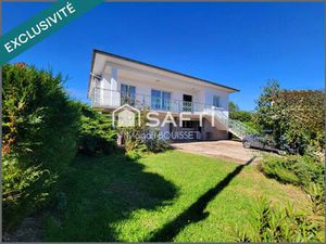 Maison traditionnelle T6 de 160m²  4 chambres  dressing  véranda  terrasse avec vue ...