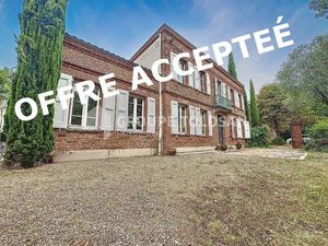 Bâtisse de charme parc arboré environnement calme