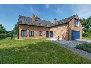 Huis te koop in Houthalen-Helchteren met 5 slaapkamers