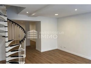 Immeuble commercial en plein centre ville de FONTAINEBLEAU. TOUS COMMERCES