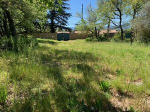 Vente terrain neuf 2200m2 Saint-Maximin-la-Sainte-Baume - 195000 € - Surface Privée