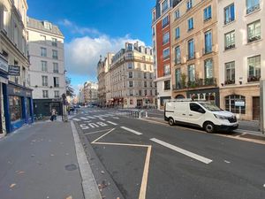 BOUTIQUE EN LOCATION PURE RUE SAINT JACQUES