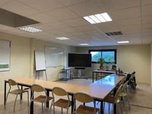 Bureaux à louer 51 m 2 ou 178 m2 Plescop