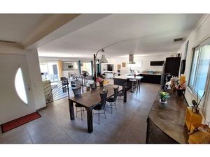 Maison Beaucaire m² T-5 à vendre  471 000 €