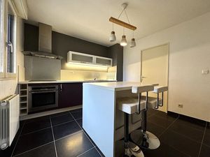 Vente appartement 3 pièces 75.21 m² à Montluçon (03100)  79 000 €