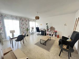 Vente appartement 2 pièces 54 m² à Montluçon (03100)  40 500 €