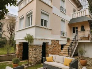 Vente maison 6 pièces 195.02 m² à Saint-maur-des-fosses (94100)  1 100 000 €