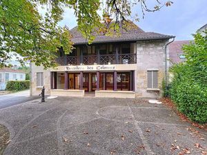 Hotel Bureau 9 Km Bergerac - Secteur La Force Bel Immeuble Emplacement N°1 À Vendre