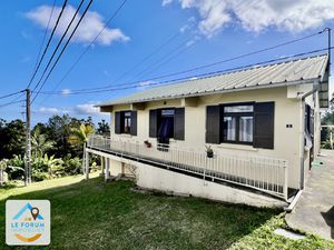 TAMPON 97430 - VILLA CHALEUREUSE - CONFORTABLE ET FONCTIONNE