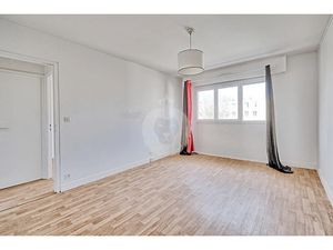 Vente appartement 2 pièces 36.45 m² à La Varenne Saint Hilaire (94210)  200 000 €