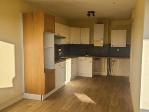 Location appartement 4 pièces 87 m² à Chatellerault (86100)  690 €