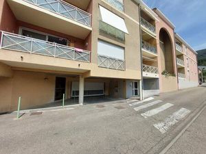 Garage/Stationnement à louer