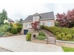 Wemmel – Élégante villa 4 façades avec piscine (3CH/3SDB)