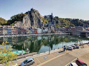 Appartement 3 chambres avec vue sur Meuse à louer à Dinant