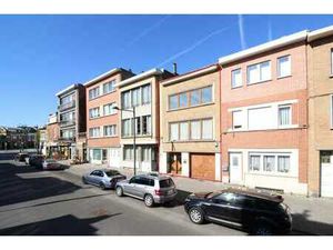 MAISON AVEC PROFESSION LIBERALE  TERRASSE  JARDIN & GARAGE