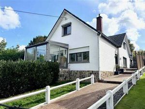 Charmante maison avec beaucoup de potentiel!