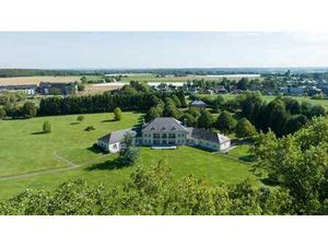 Gerpinnes - Propriété sur 4 ha avec piscine et conciergerie